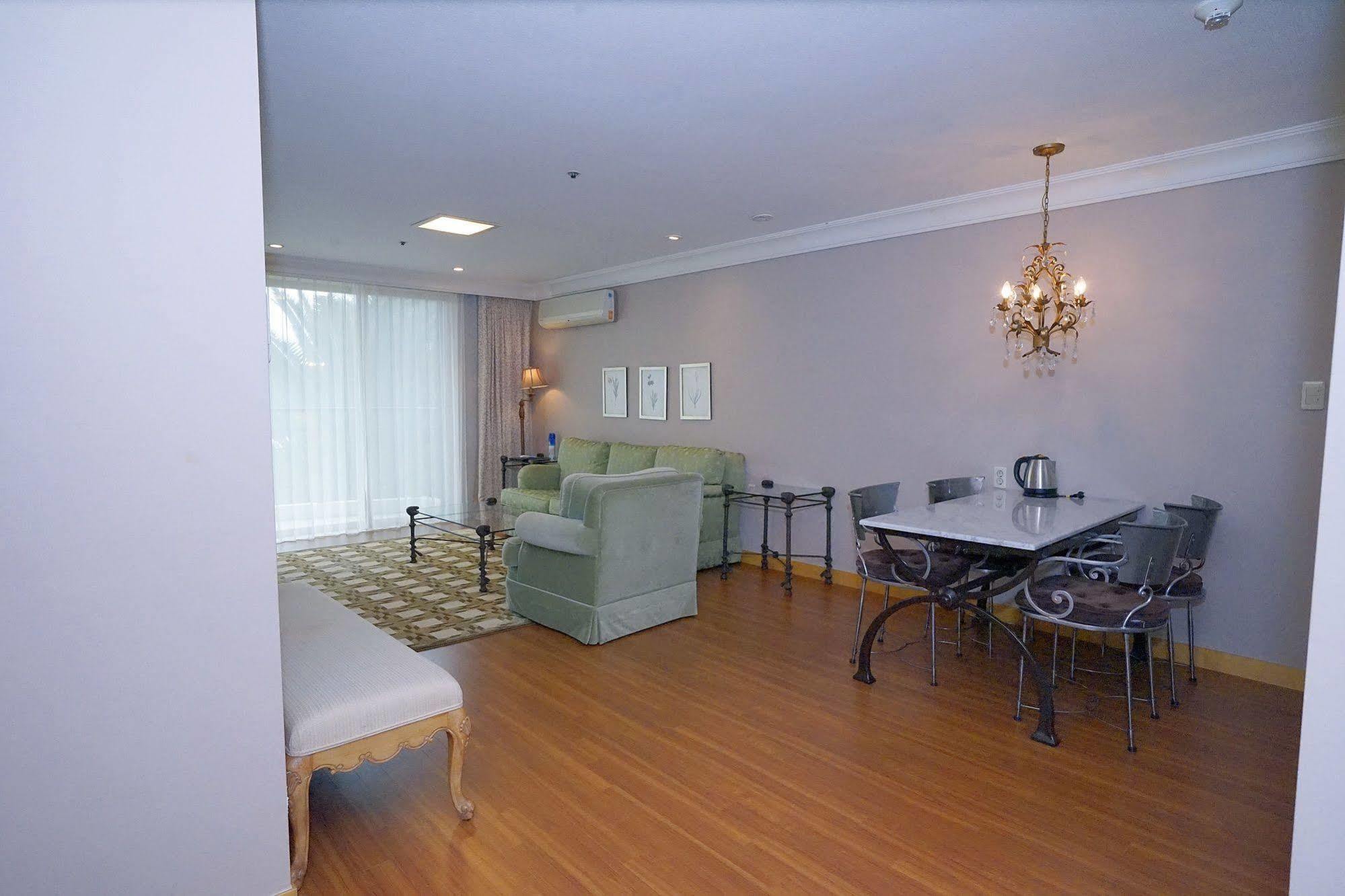סאוגוויפו Lake Hills Jeju Resort מראה חיצוני תמונה