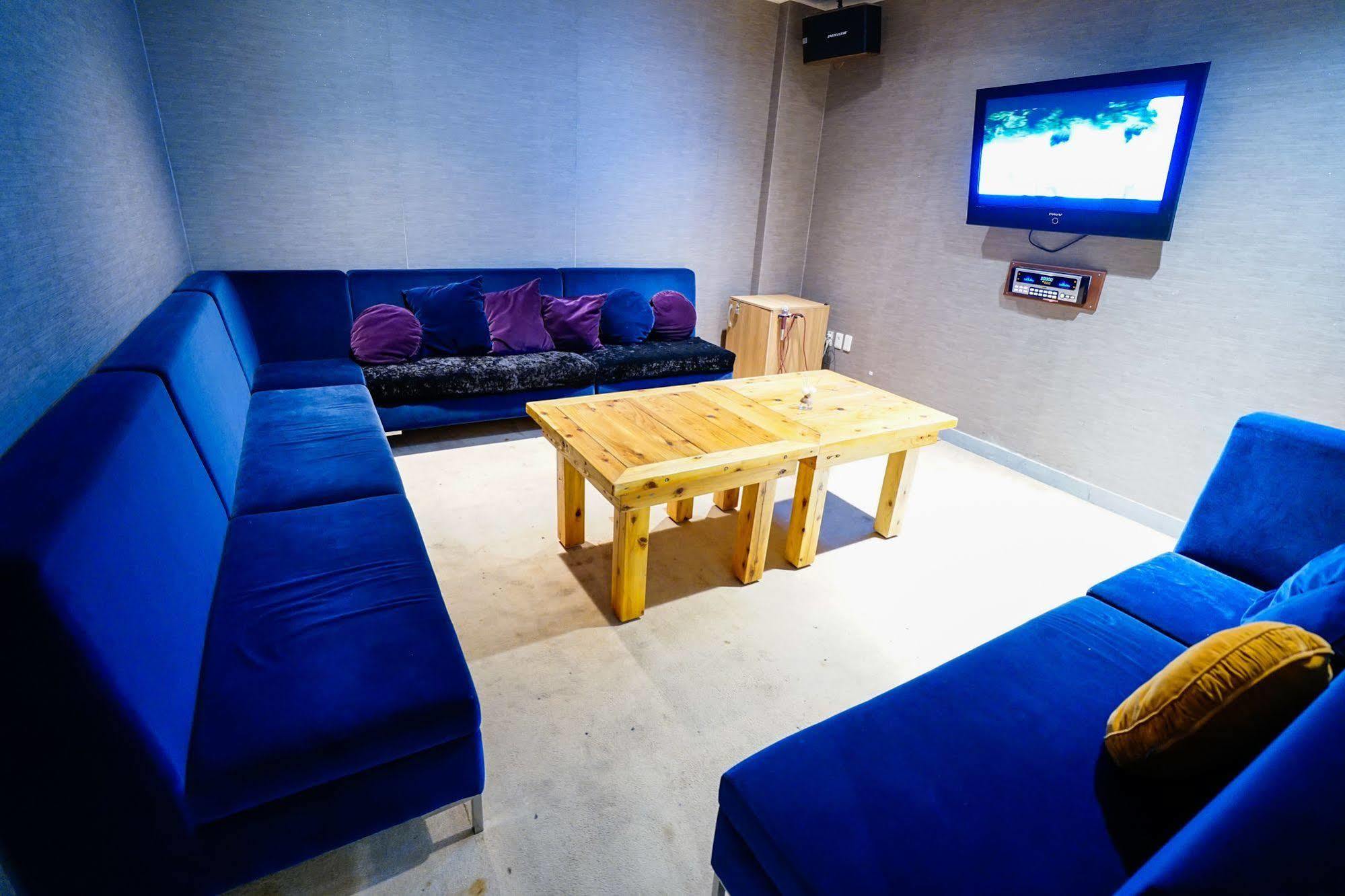 סאוגוויפו Lake Hills Jeju Resort מראה חיצוני תמונה