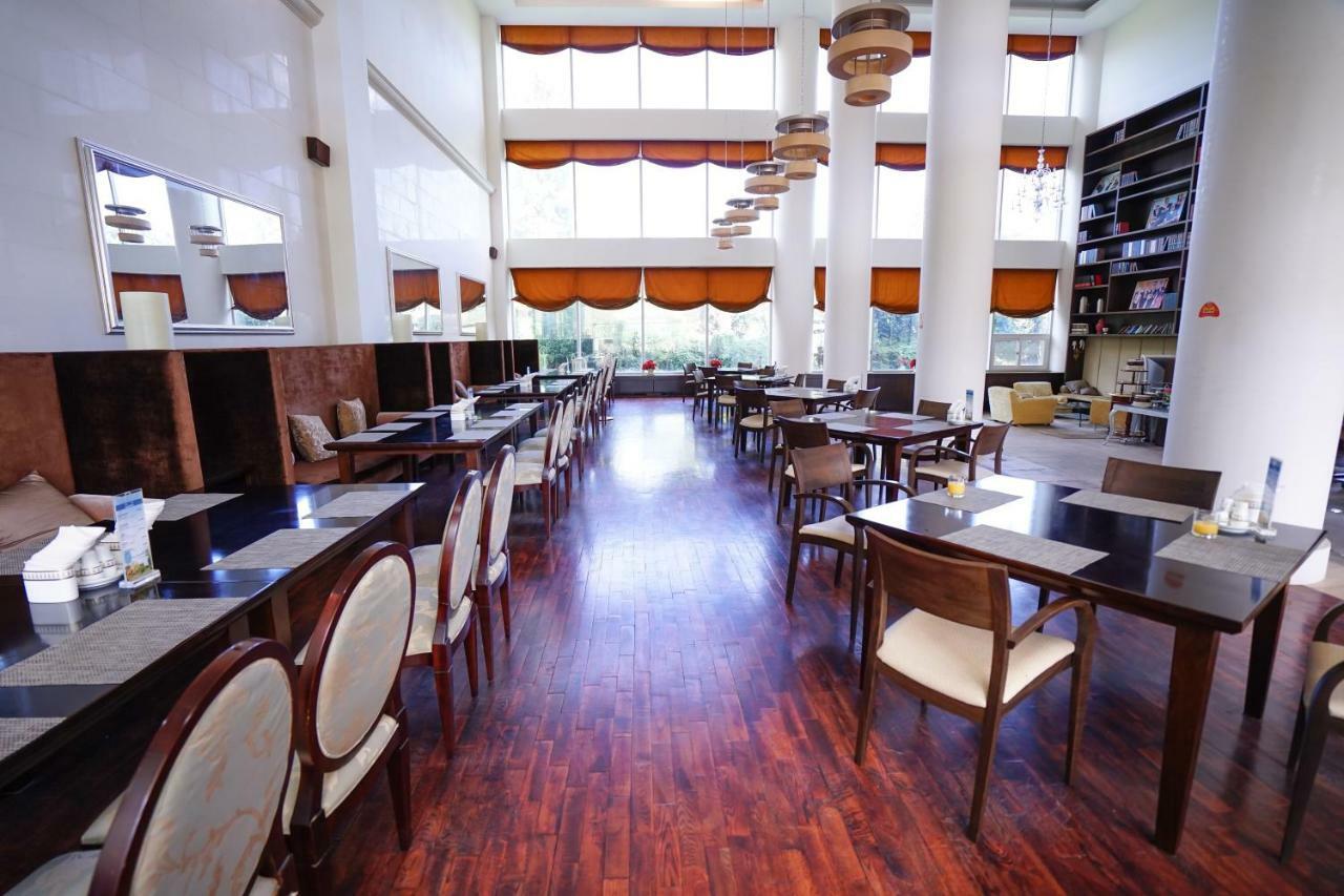 סאוגוויפו Lake Hills Jeju Resort מראה חיצוני תמונה