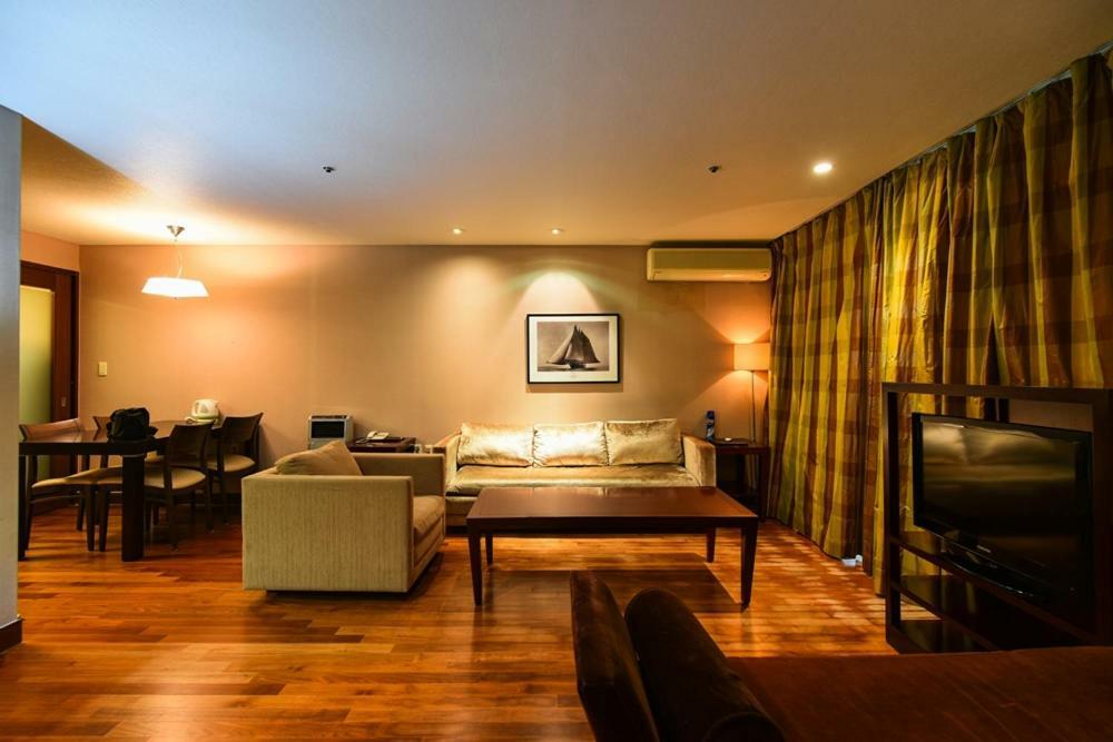 סאוגוויפו Lake Hills Jeju Resort מראה חיצוני תמונה