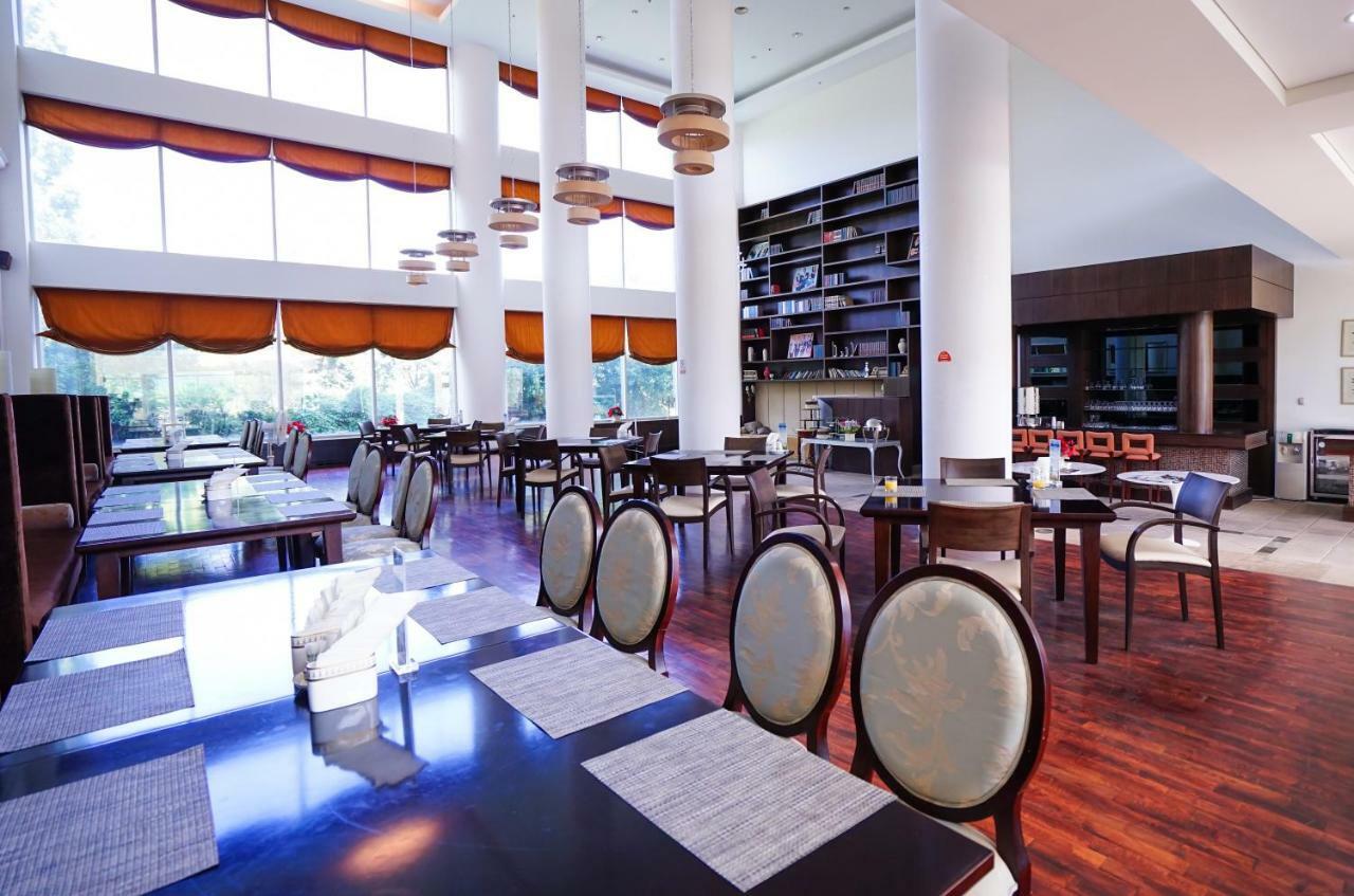 סאוגוויפו Lake Hills Jeju Resort מראה חיצוני תמונה
